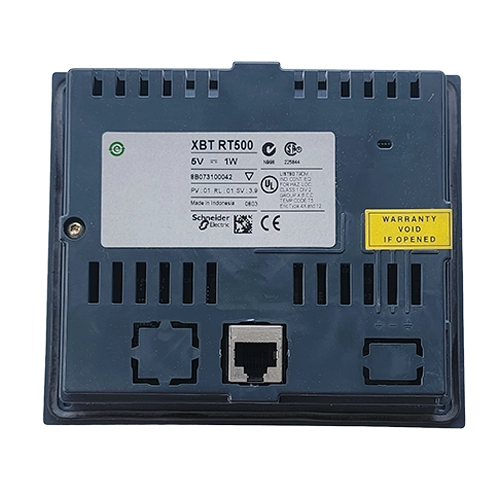 Terminal Schneider Electric XBTRT500 Magelis tactile 5VDC avec écran matriciel et clavier intégré.